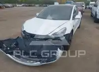 2021 Tesla MODEL 3 фото
