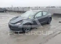 2021 Tesla Model 3 фото