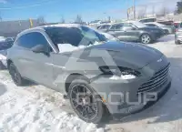 2021 Aston Martin DBX фото