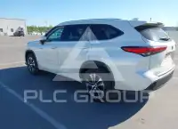 2021 Toyota Highlander photo