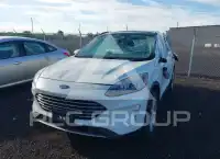 2021 Ford ESCAPE photo