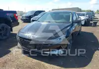 2021 Hyundai Elantra фото