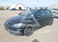 2021 Volkswagen GOLF photo