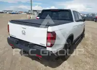 2022 Honda RIDGELINE фото