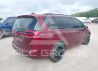 2022 Chrysler PACIFICA photo