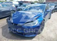 2022 Tesla Model S photo