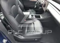 2022 Tesla Model 3 фото