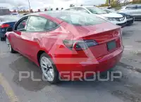 2022 Tesla Model 3 фото