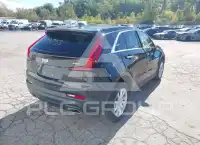 2023 Cadillac XT4 фото