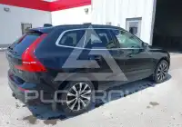 2023 Volvo XC60 фото