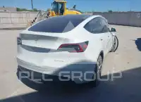 2023 Tesla Model Y фото