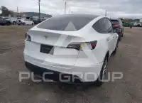 2023 Tesla Model Y photo