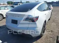 2023 Tesla Model Y фото