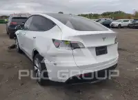 2023 Tesla Model Y photo
