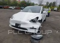 2023 Tesla Model Y photo
