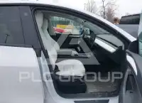 2023 Tesla Model Y фото