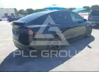 2023 Tesla Model X фото