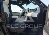 2023 Toyota SEQUOIA фото