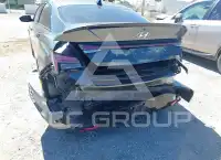 2023 Hyundai Elantra photo