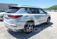 2024 Mitsubishi OUTLANDER фото