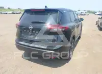 2024 Nissan ROGUE photo