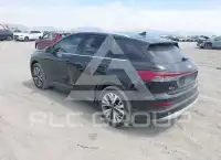 2024 Audi E-TRON фото