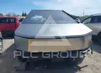 2024 Tesla  фото
