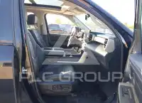 2024 Toyota TUNDRA фото