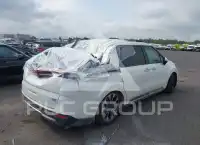 2024 KIA Carnival photo