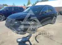 2024 Ford ESCAPE photo