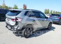 2025 BMW X1 фото