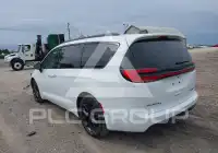 2025 Chrysler PACIFICA фото