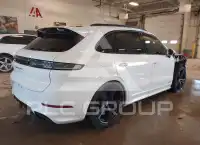 2025 Porsche Cayenne photo