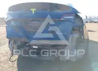 2025 Tesla Model Y фото