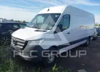 2025 Mercedes Benz Sprinter photo