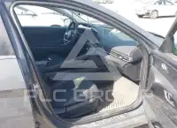 2025 Hyundai Elantra фото