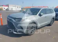 2026 Toyota HIGHLANDER photo