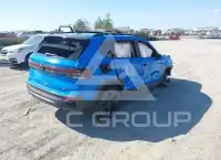 2026 Volkswagen Taos photo