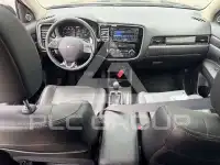 2016 Mitsubishi OUTLANDER