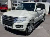 2016 Mitsubishi PAJARO