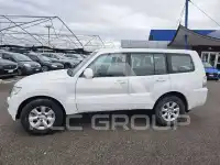 2016 Mitsubishi PAJARO