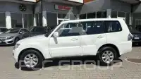 2016 Mitsubishi PAJARO