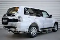 2016 Mitsubishi PAJARO