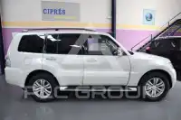 2016 Mitsubishi MONTERO