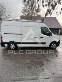 2016 Nissan NV 400