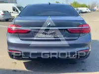 2016 BMW 740