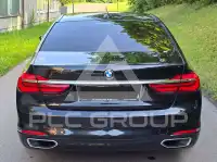 2016 BMW 740