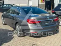 2016 BMW 740