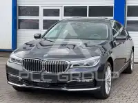 2016 BMW 740