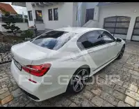 2016 BMW 740